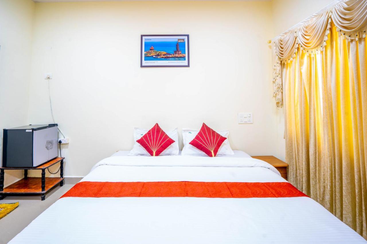 Hotel Tamilnadu - Thirukadaiyur Tirukkadaiyur Bagian luar foto